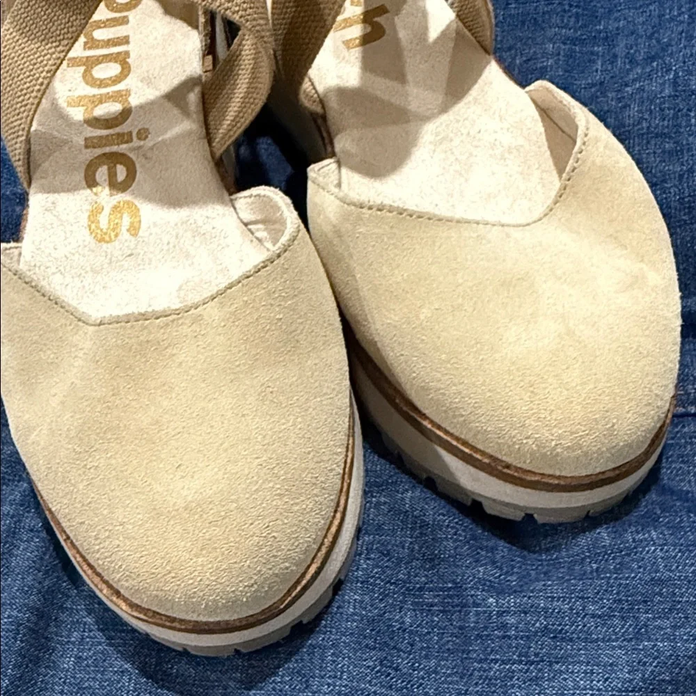 Hush Puppies Cream Wedge Shoes - Picture 5 of 5